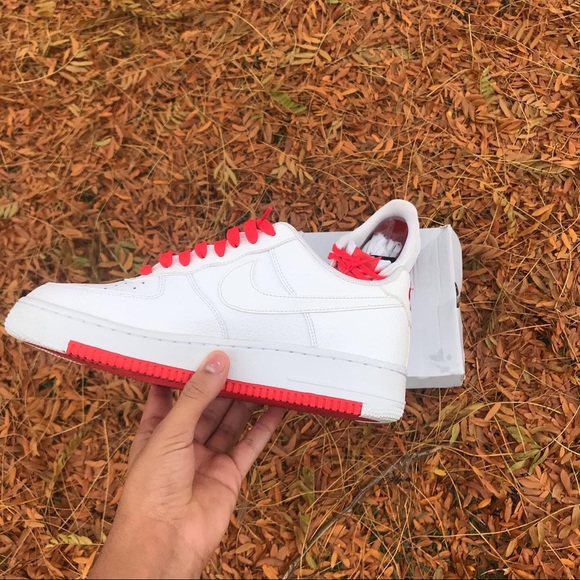 Athletic_Shoes